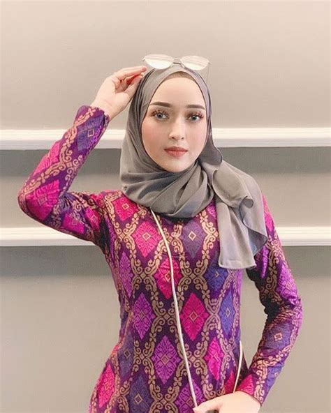 pin by binsalam on hijab cantik in 2020 fashion girl hijab hijab fashion