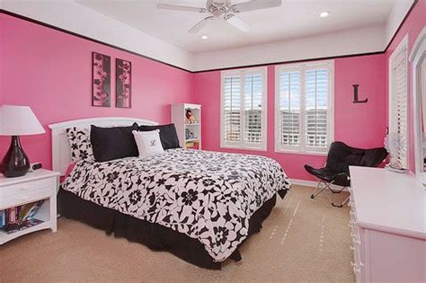 20 beautiful teenage girls room inspiration designs. nice pink and black bedroom | Pink bedroom walls, Pink ...