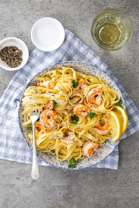 I used to always ask my mom to make this because it had noodles. Creamy lemon garlic shrimp pasta - Simply Delicious