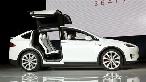 Tesla Model X Svelato Il Suv Elettrico Corriere Dello Sport