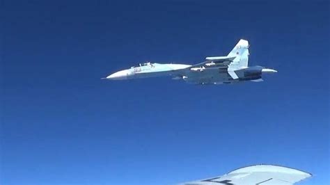 Pentagon Releases Images Of Russian Jet Buzzing Rc 135 Spy Plane