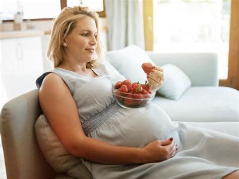 Cara membayar fidyah, dan apa boleh diganti uang? Bolehkah Ibu Hamil Tidak Bayar Fidyah Puasa Ramadhan?