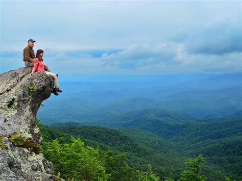 Blowing Rock Nc Is A Natural Wonder In The Blue Ridge Mountains