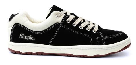 The Larry David Favorite Simple Shoes Os Is Now Available Complex