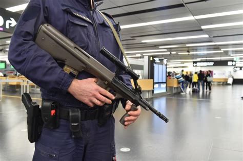 Alle infos zu fast jedem flughafen der welt: Terroranschlag: Tote und Verletzte bei Explosionen am ...