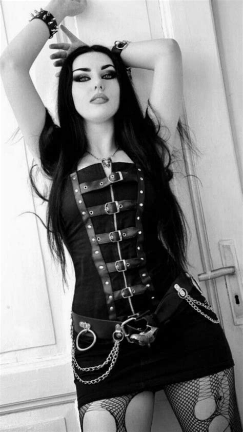 Lavernia D Gothic Fashion Hot Goth Girls Gothic Outfits