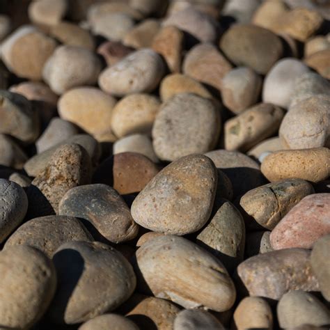 Buff Mexican Beach Pebbles - A&A Stone and Masonry