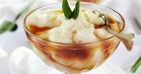 Disajikan bersama saus kinca atau saus gula merah. Resep Bubur Sumsum oleh hanhanny - Cookpad