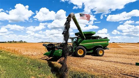 Truck Drivers Have To Learn To Be On Time Some How!! - YouTube