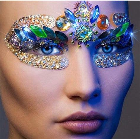 Love This Bedazzled Makeup Look Love Makeup Makeup Inspo Makeup