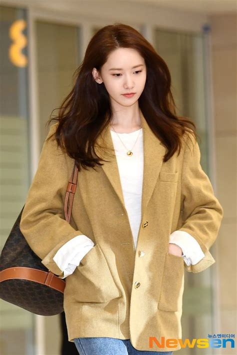 10 Times Girls Generation S Yoona Turned Heads With Her Chic And Classy Casual Fashion Koreaboo