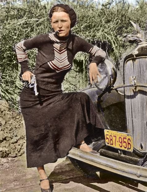 Bonnie Parker An Outlaw Of The West Usa 63 Pinterest Bonnie Clyde Gangsters And History
