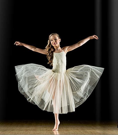 Maddie Zieglers Final Pictures From Her Sharkcookie Photoshoot 2014 Dance Moms Pictures