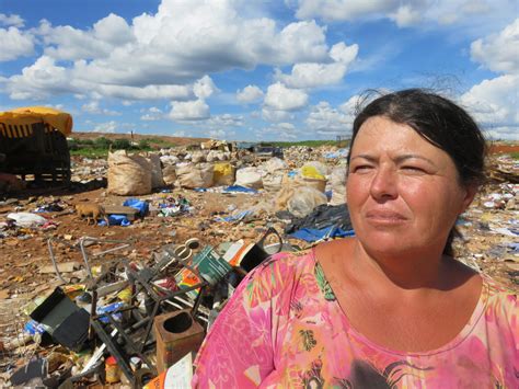 As A Massive Garbage Dump Closes In Brazil Trash Pickers Face An Uncertain Future Wxxi News