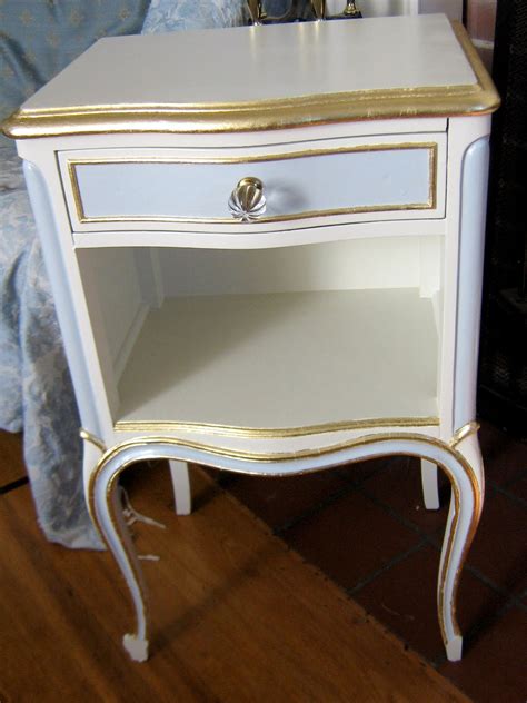 LilyOake: Hand Painted Furniture