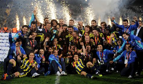 Fenerbahce Kupa Fenerbahçe kupa için parkede Fenerbahçe takımının