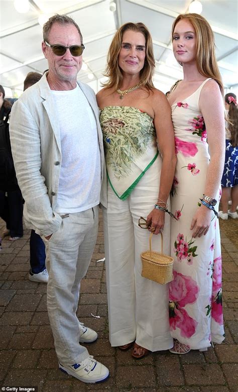 Brooke Shields Poses With Husband Chris Henchy And Daughter Grier 17