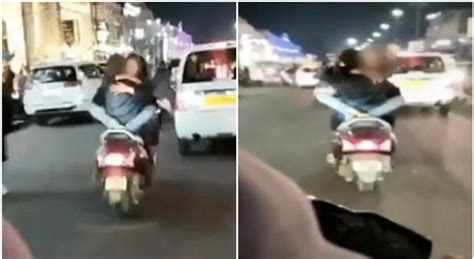Atti Osceni In Scooter Con La Fidanzata Baci E Abbracci Sulla Sella