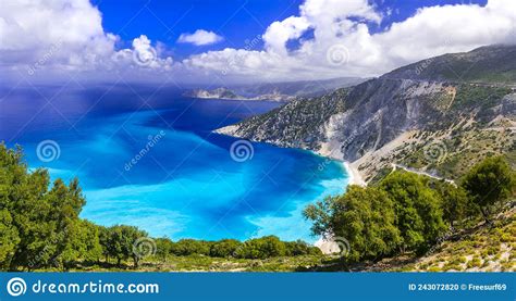 Myrtos Beach Best Beach De Las Islas Jónicas Grecia Foto De Archivo
