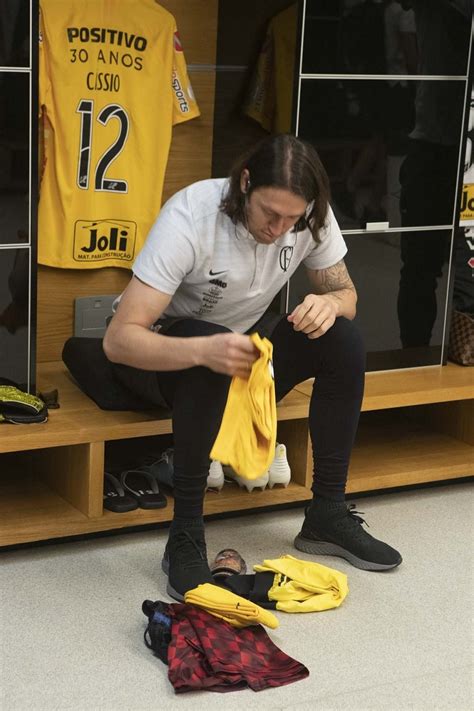 Flamengo 1 x 0 corinthians. Goleiro Cássio no vestiário antes do jogo contra o ...