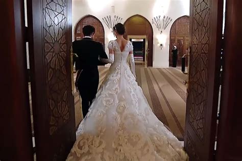Princess Rajwa Of Jordan Is Cinderella In Surprise Second Wedding Look