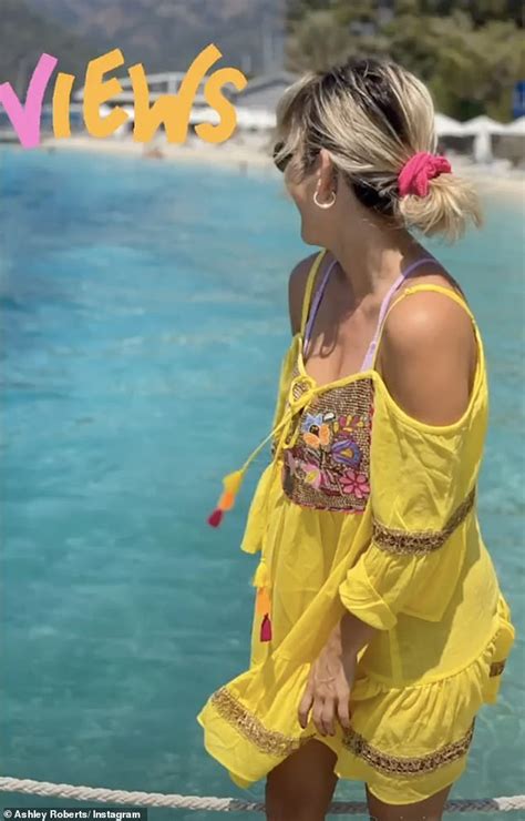 Ashley Roberts Wears Lilac Bikini On Turkey Holiday Daily Mail Online