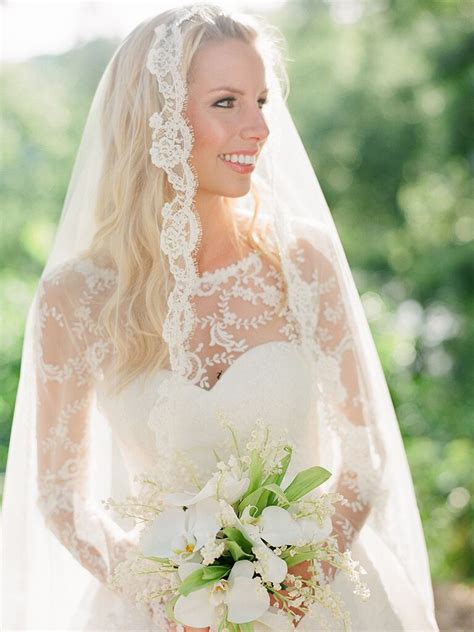20 Wedding Hairstyles For Long Hair With Veils