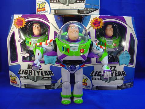 Buzz Lightyear Belt Toy Story Signature Collection