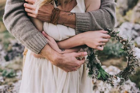 You can use astrology to determine exactly what a scorpio guy likes and dislikes in a woman. How To Make Capricorn Man Fall In Love With Scorpio Woman ...