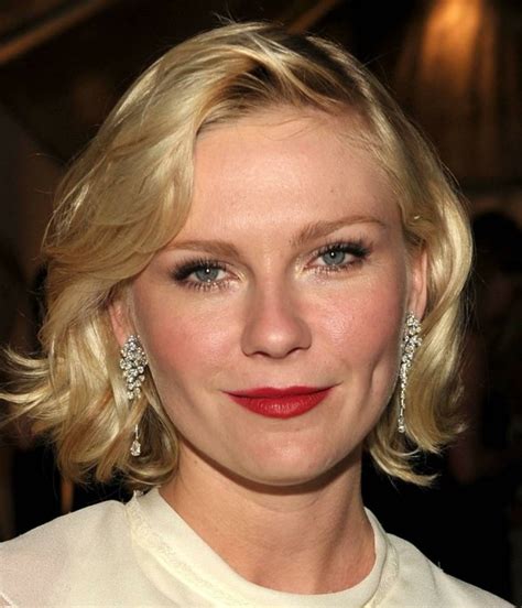 Coiffure femme cheveux courts milongs 100 idées de stars!