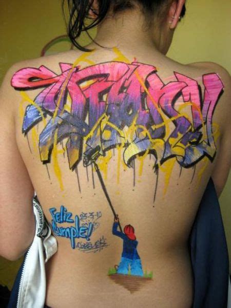 Girls With Graffiti Body Art 40 Pics
