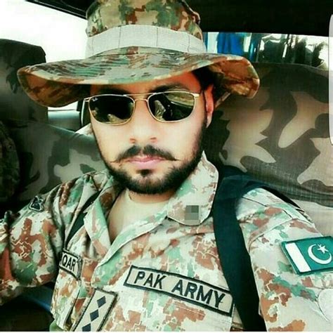 When You Wear Glasses Look Cool Pakistan Army Pak Army Soldiers