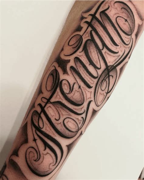 Some of the most famous trends related to tattoos are the old english tattoo lettering styles and the chinese tattoo lettering styles. #letteringtattoo | Tattoo lettering, Tattoo lettering ...