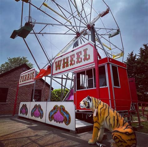 Traditional Fairground Rides Funfair And Fairground Hire In England