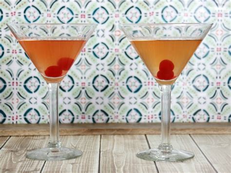 Easy Pawn Star Martini Recipe With Passoa