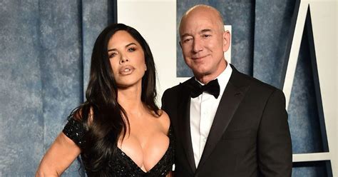 Billionaire Jeff Bezos And Ex News Anchor Girlfriend Lauren Sanchez Engaged After 5 Years