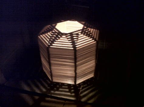 Cara membuat lampion cantik dari botol bekas youtube 15 09 2019 nah khusus untuk kamu yang belum tahu bagaimana cara membuat kerajinan tangan lampion dari stik es krim dan tertarik untuk mencobanya silakan ikuti tutorialnya step by step di artikel kali ini supaya kamu juga bisa ikut berkreasi menghasilkan prakarya yang unik dari barang bekas. 21+ Kerajinan Stik Lampion, Spesial!