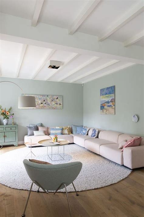 Beautiful Pastel Colors To Show The Living Room Character