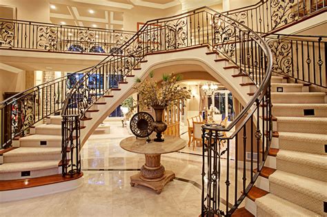 Pin By Love Design On Decor Ideas Luxury Staircase Luxury House