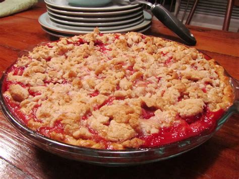 Strawberries And Cream Pie