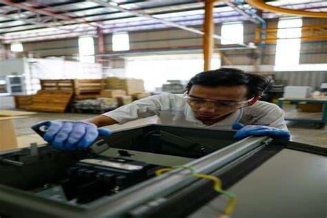 With skilled expertise and a comprehensive fleet of equipment and machinery, wcm group is empowered to meet individual needs in terms of quality and price. DSC08289 - Power Plug Busduct Sdn. Bhd.