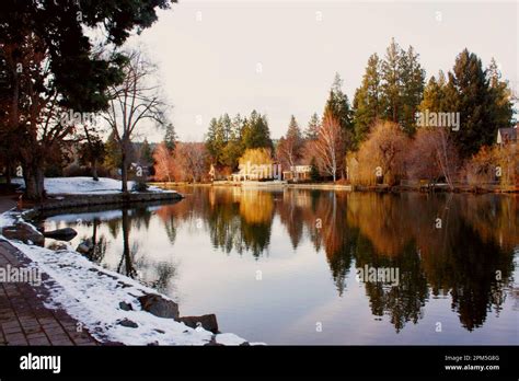 Reflections At Mirror Pond Lake In Bend Oregon Stock Photo Alamy