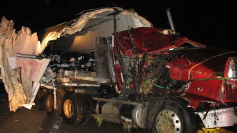 Update Milk Truck Driver 82 Dies From Injuries In Green Lake County Rollover Crash Local