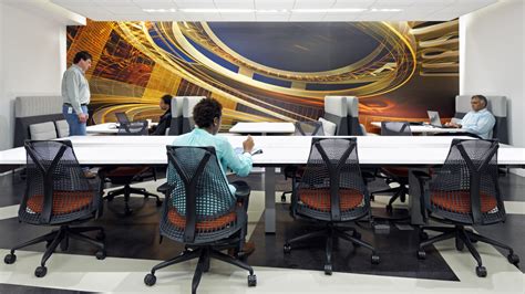 Professional event planning and management company for worldwide tradeshows, conferences and events. Pivot Interiors