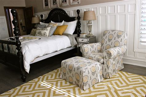 An ottoman chair is usually upholstered and is definitely a kitty perch. Gray/Yellow Bedroom Chair and Ottoman - Slipcovers by Shelley