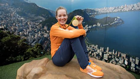 1 day ago · in anna van der breggen, annemiek van vleuten, demi vollering and marianne vos the dutch squad has four possible winners of this race today. Goud onder het kussen geeft Van der Breggen 'dubbel gevoel ...