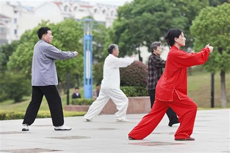 10 Things To Expect And Know For Your First Tai Chi Class Activif