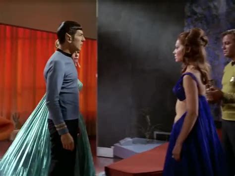 Yarn Vanna Droxine Star Trek 1966 S03e21 The Cloud