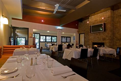 With exceptional views across lake geneva and mont blanc, living room bar & kitchen combines enticing cuisine, attentive, genuine service and international flavors within a chic residential setting. Templestowe Living Room Restaurant, Templestowe - Menus ...
