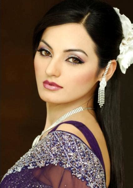 Pakistani Model Sadia Khan Hot Modeling Pics Bridalsgrooms